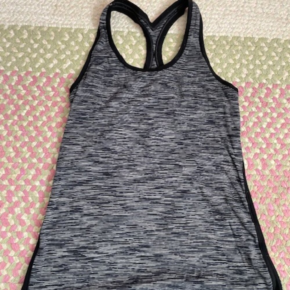 White and gray Lululemon tanktop size 4